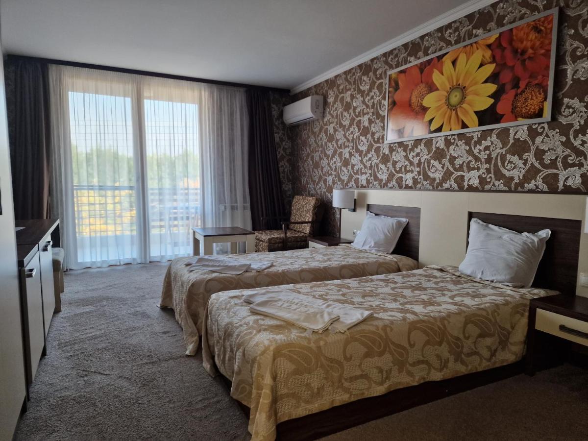 Hotel Alisa Pavel Banja Exteriér fotografie