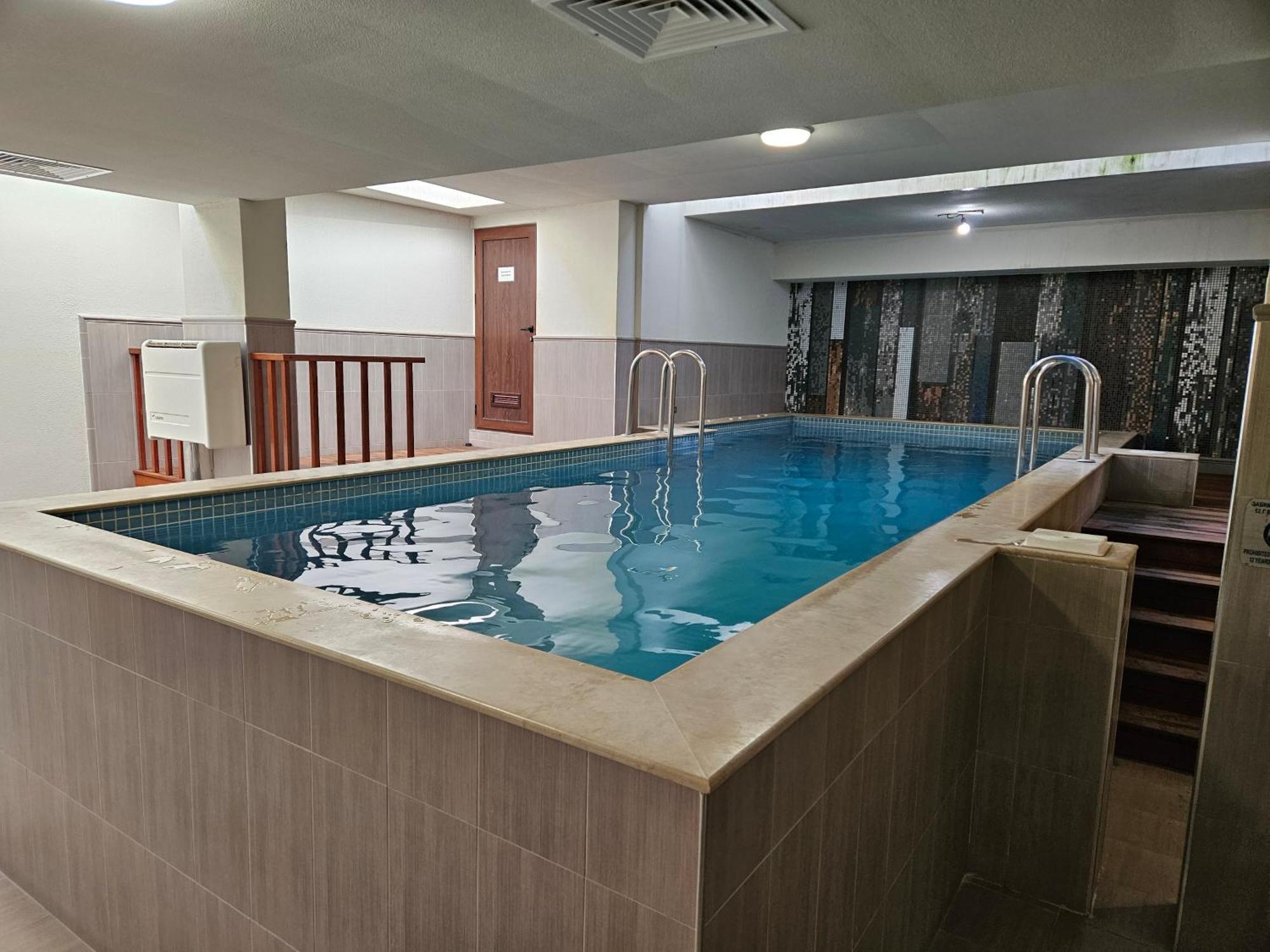 Hotel Alisa Pavel Banja Exteriér fotografie