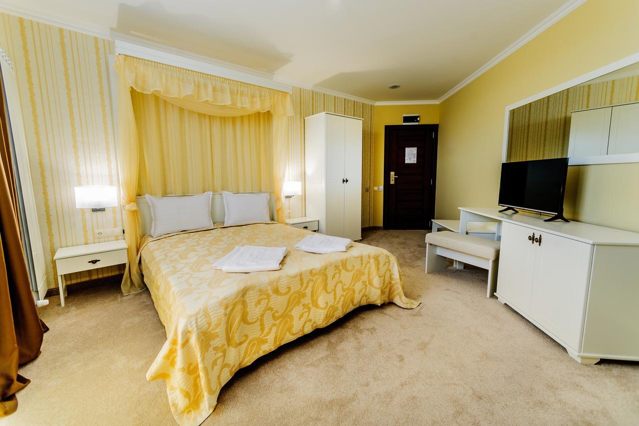 Hotel Alisa Pavel Banja Exteriér fotografie